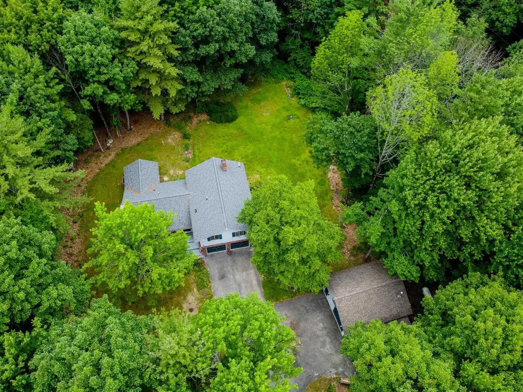 179 Mccurdy Road New Boston NH 03070