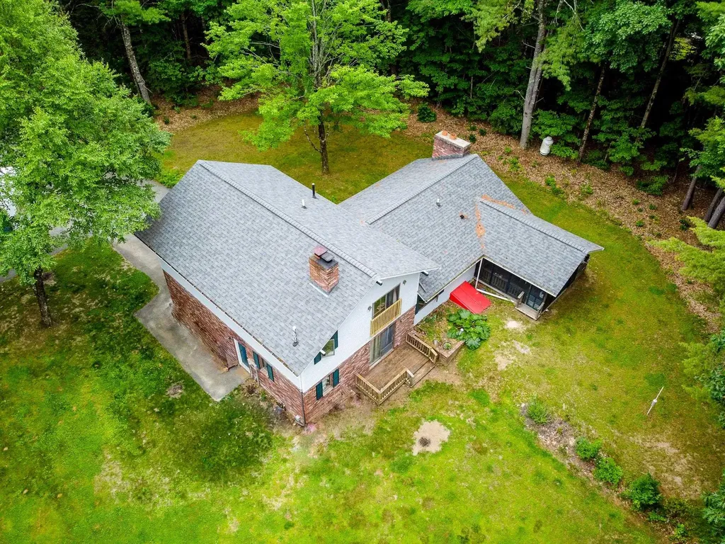 179 Mccurdy Road New Boston NH 03070