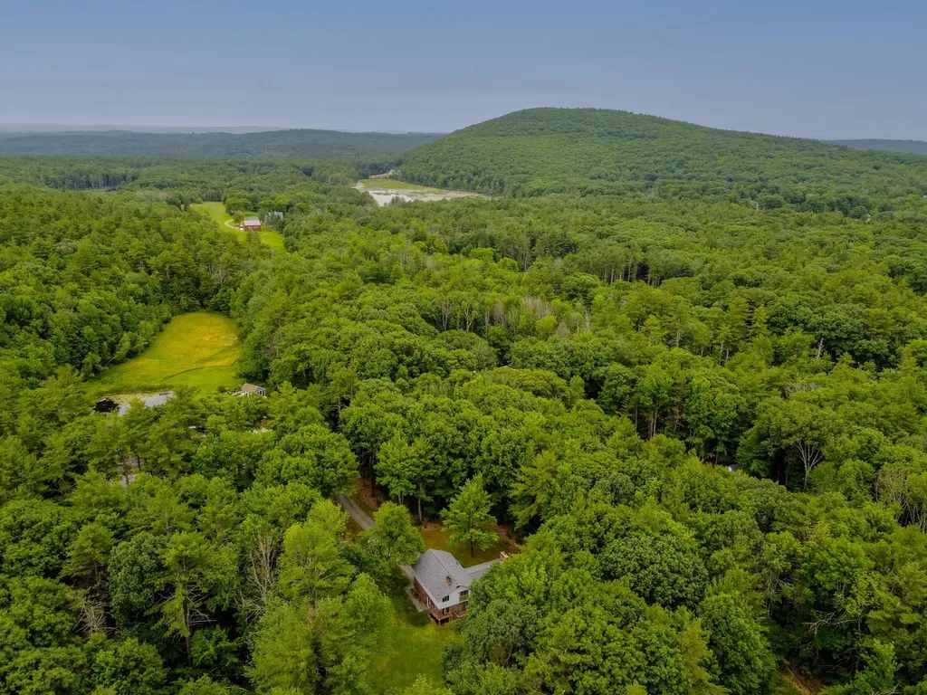 179 Mccurdy Road New Boston NH 03070