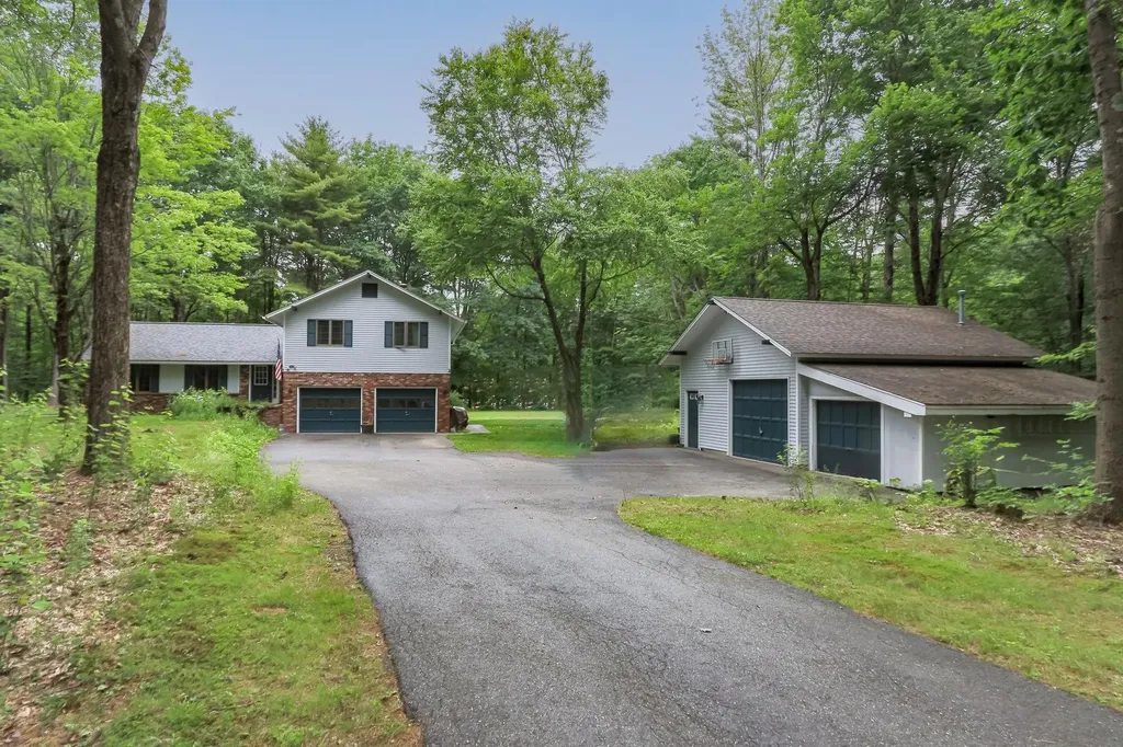 179 Mccurdy Road New Boston NH 03070