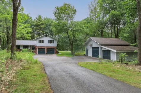 179 Mccurdy Road New Boston NH 03070