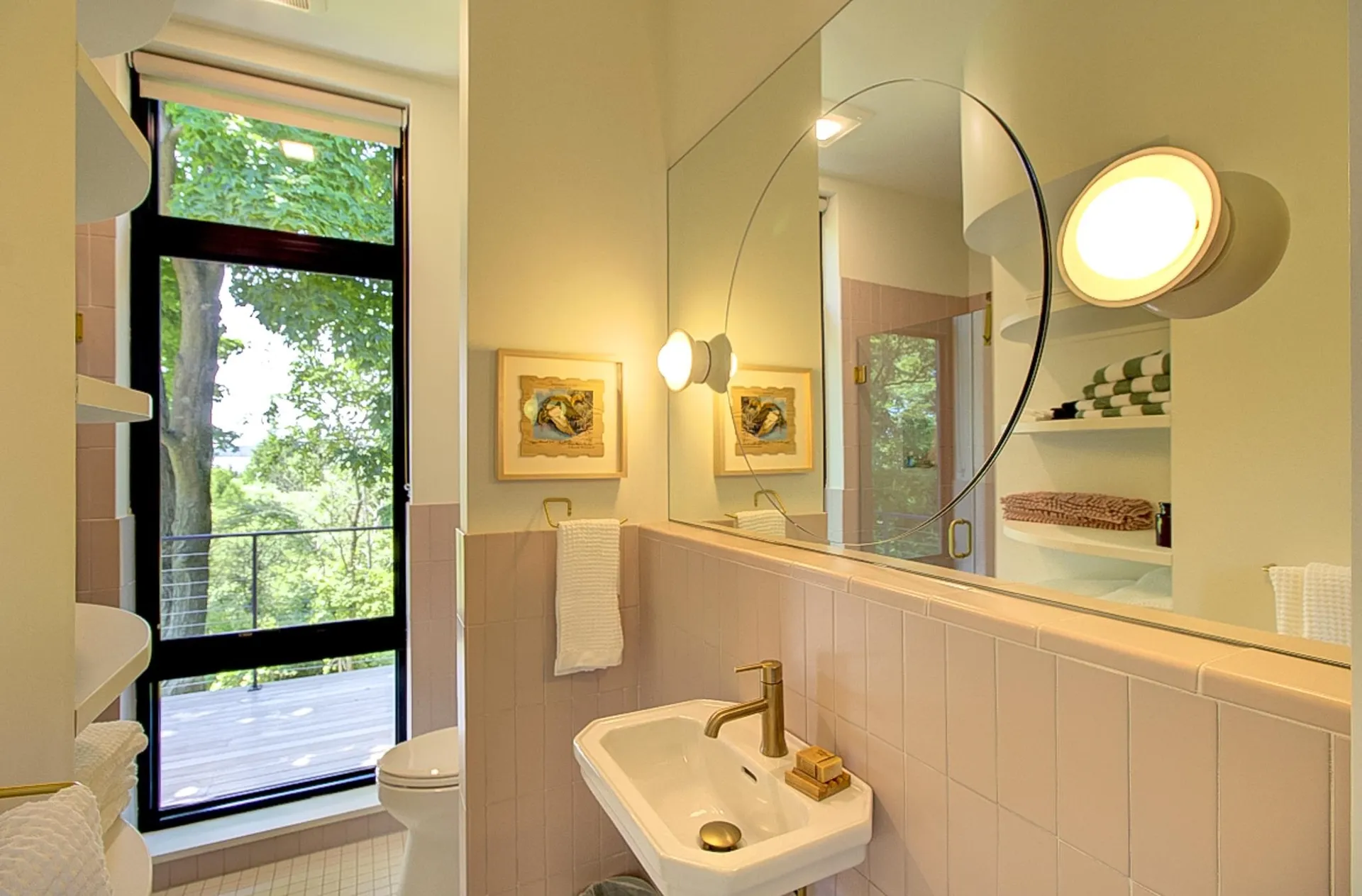 1391 Pelots Point Road North Hero VT 05458