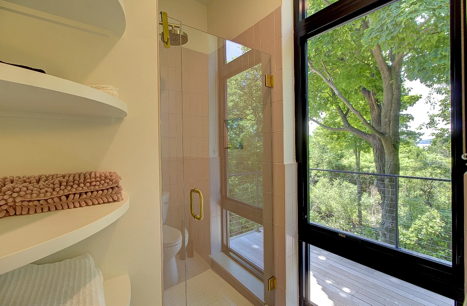 1391 Pelots Point Road North Hero VT 05458