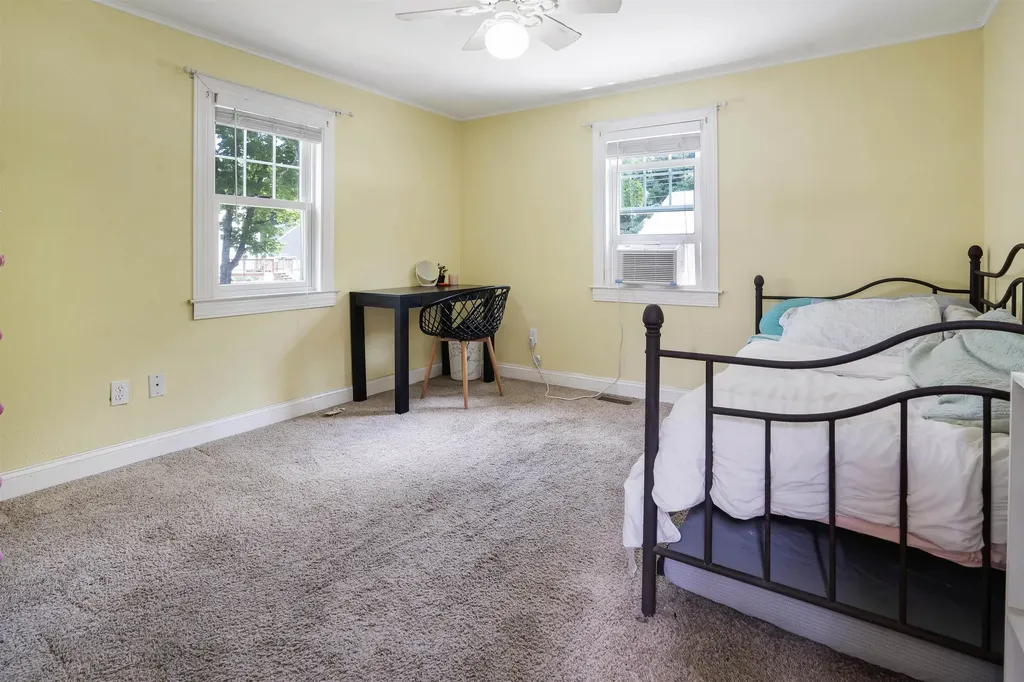 19 Hackett Lane Hampton NH 03842