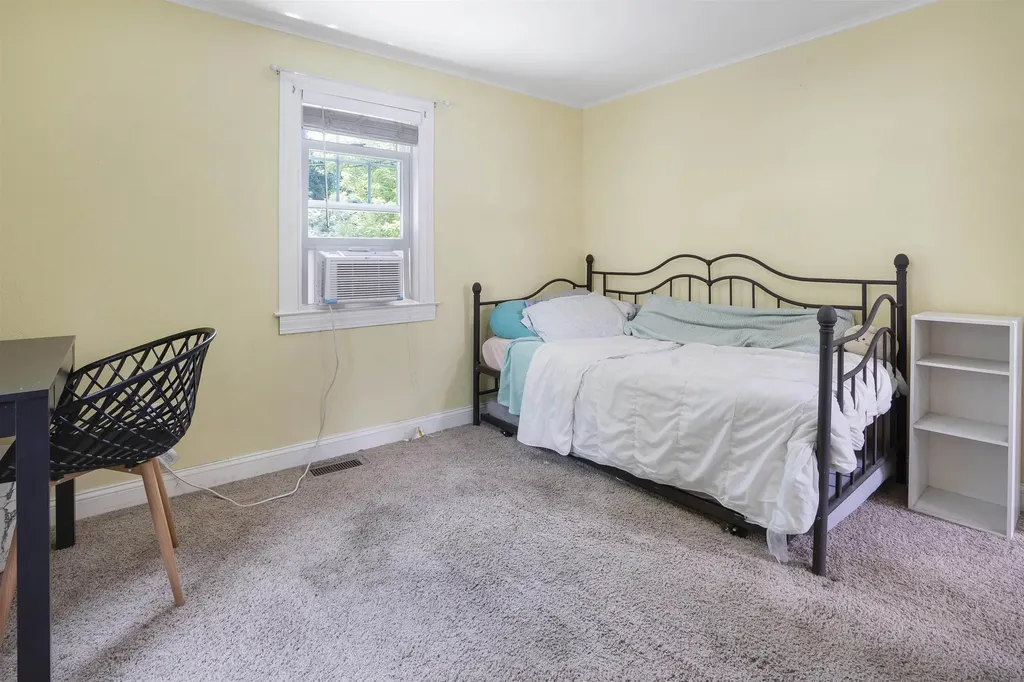19 Hackett Lane Hampton NH 03842