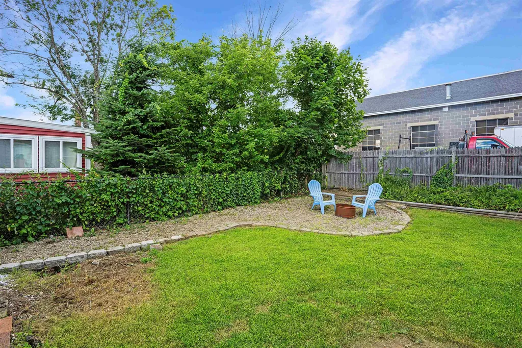 19 Hackett Lane Hampton NH 03842