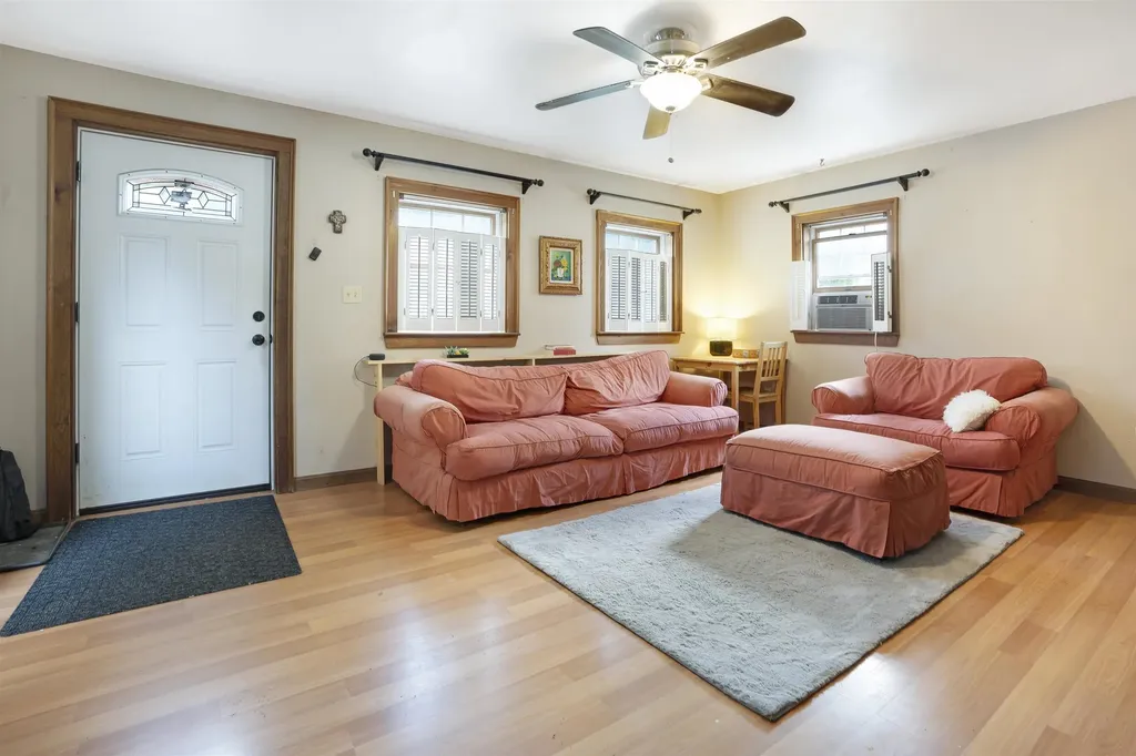 19 Hackett Lane Hampton NH 03842