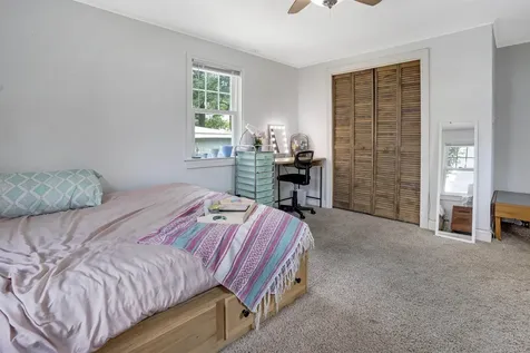 19 Hackett Lane Hampton NH 03842