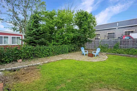 19 Hackett Lane Hampton NH 03842