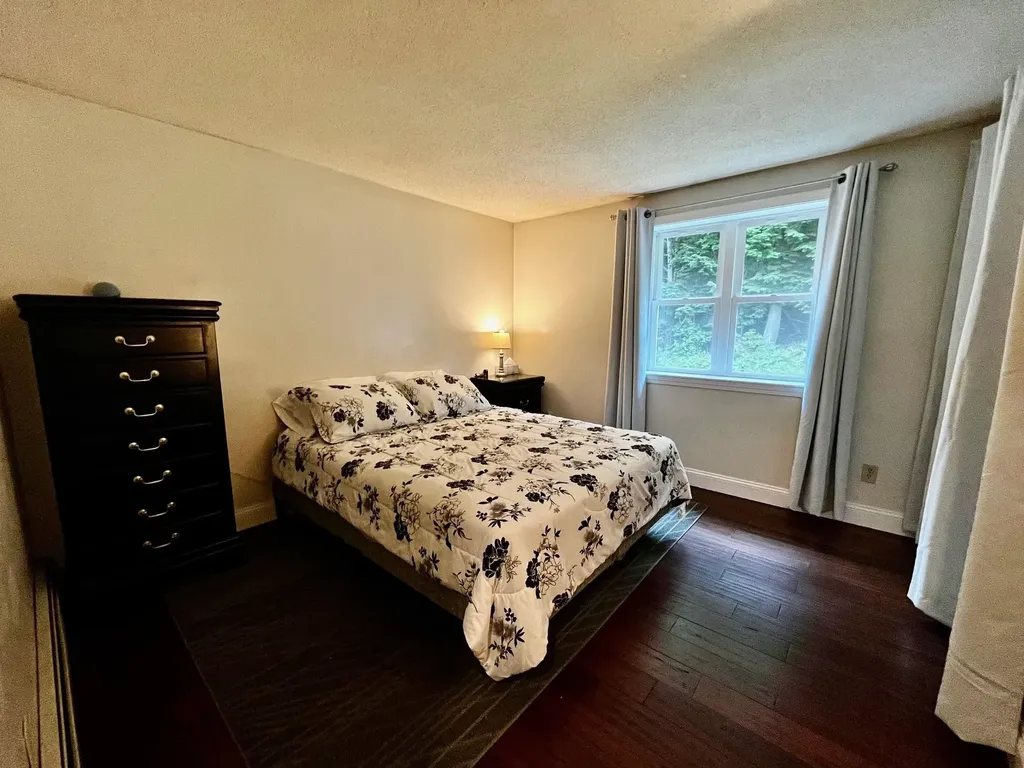 74 Penacook Path Sunapee NH 03782