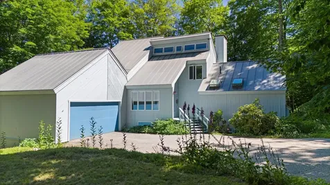 94 Greensward Drive Grantham NH 03753