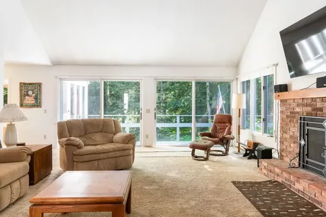 94 Greensward Drive Grantham NH 03753