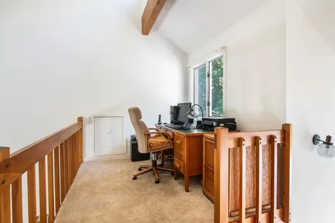 94 Greensward Drive Grantham NH 03753