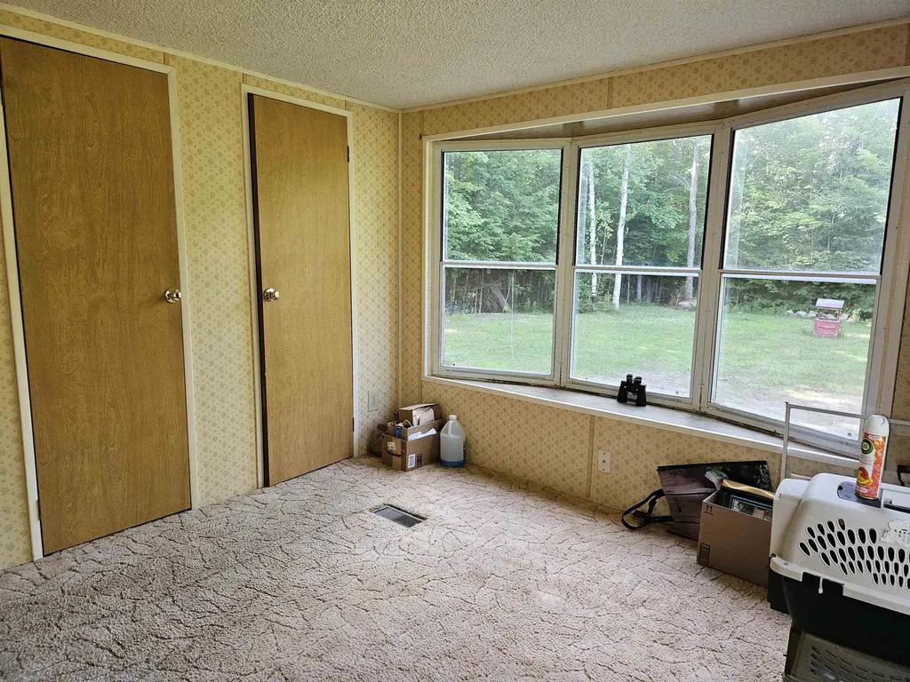 48 Codfish Hill Road Canaan NH 03741