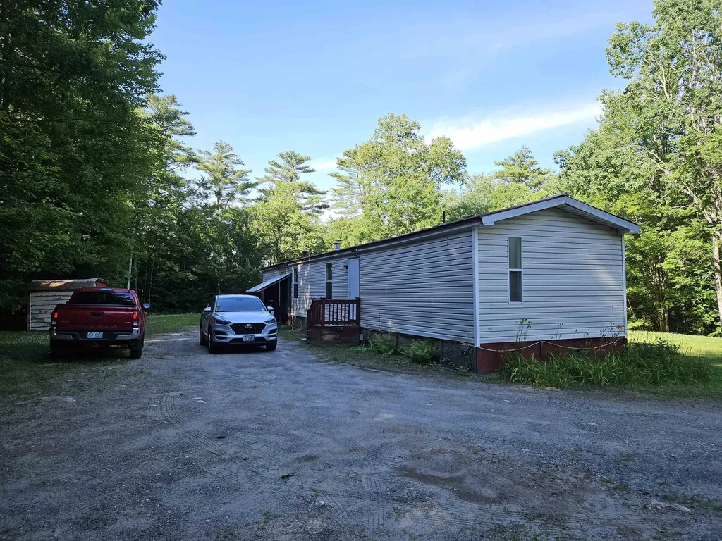 48 Codfish Hill Road Canaan NH 03741