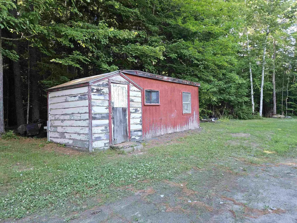48 Codfish Hill Road Canaan NH 03741