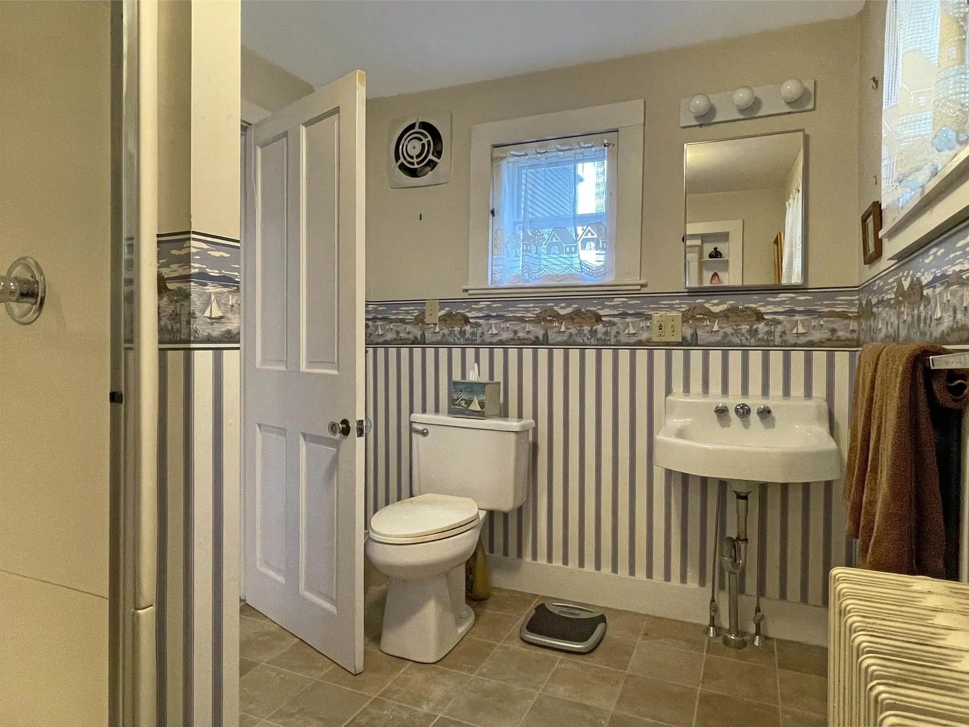 60 West Street Bristol VT 05443