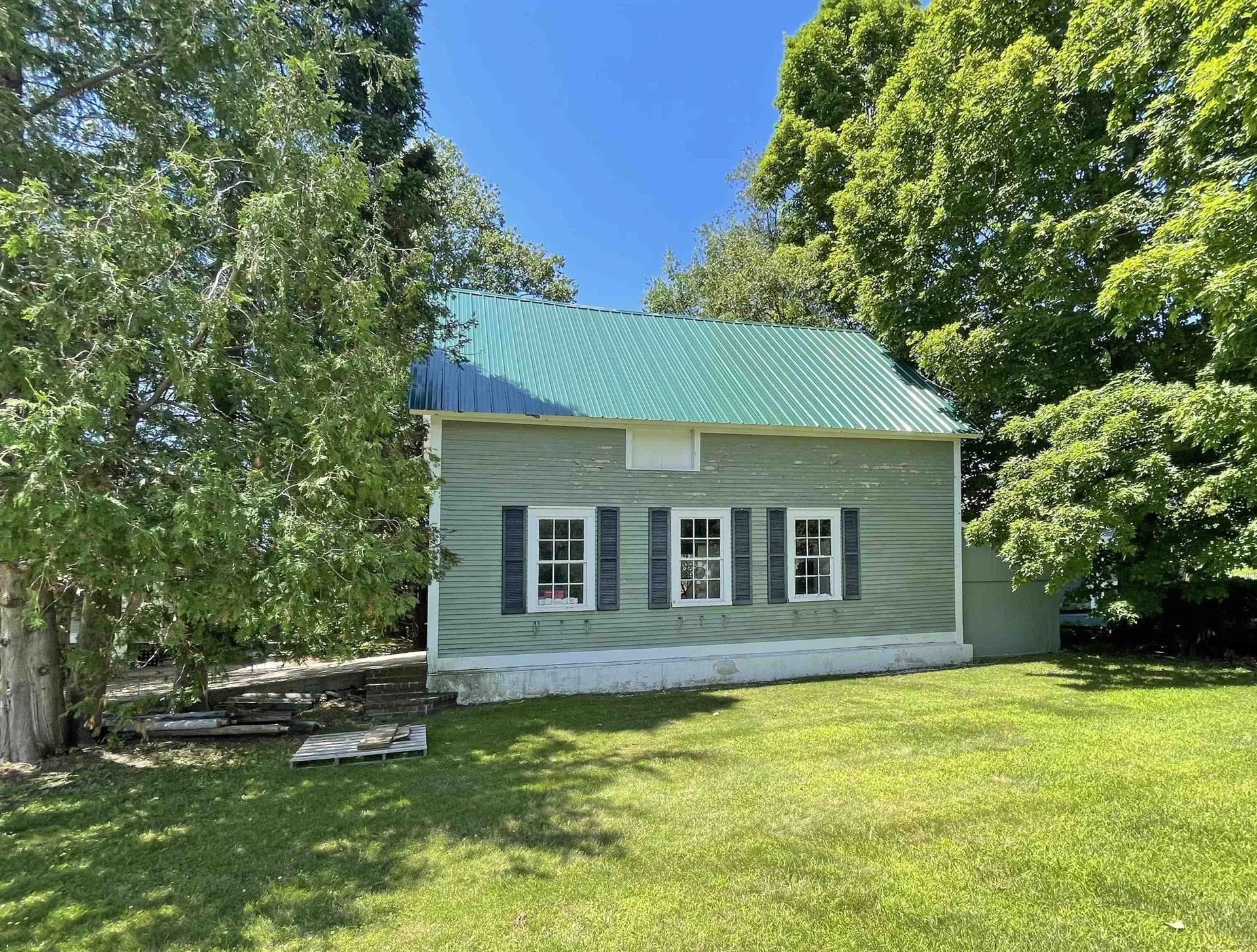 60 West Street Bristol VT 05443