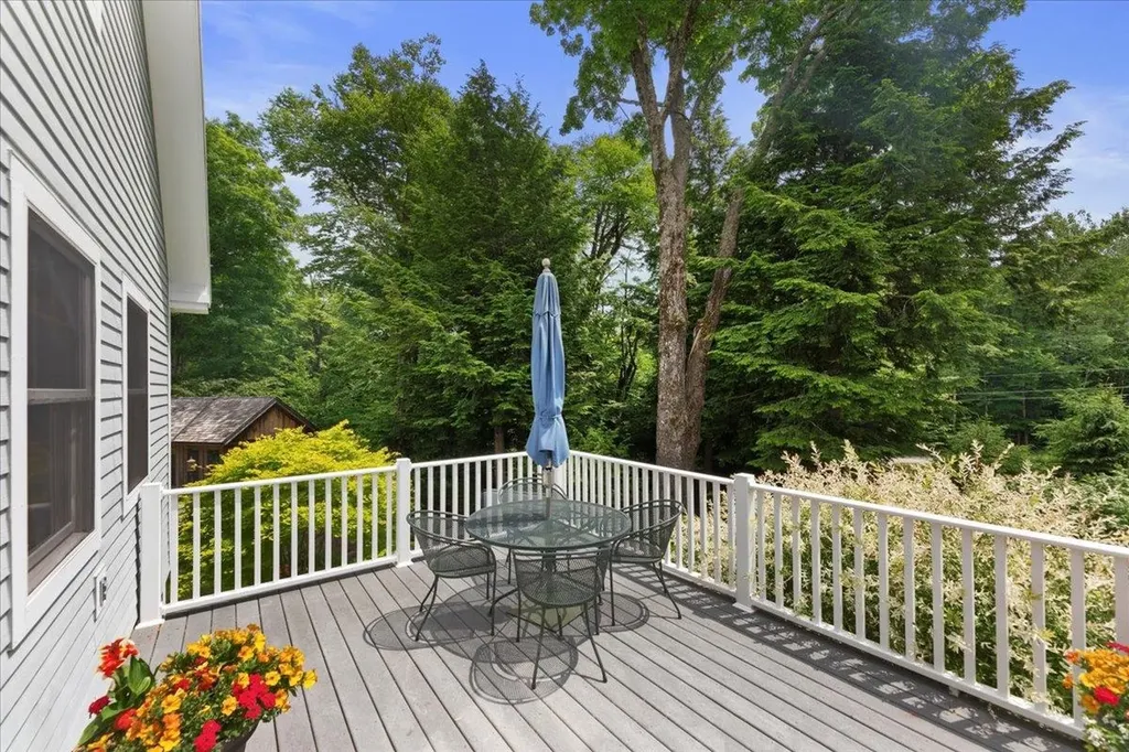 450 Deerwood Hill Road Londonderry VT 05155