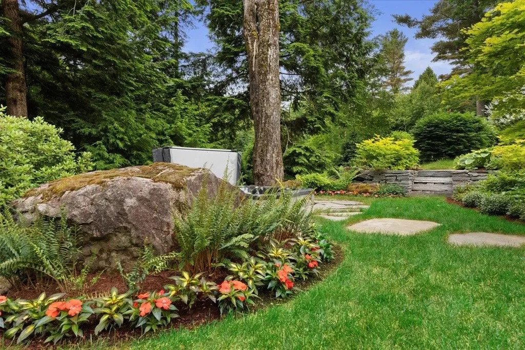 450 Deerwood Hill Road Londonderry VT 05155