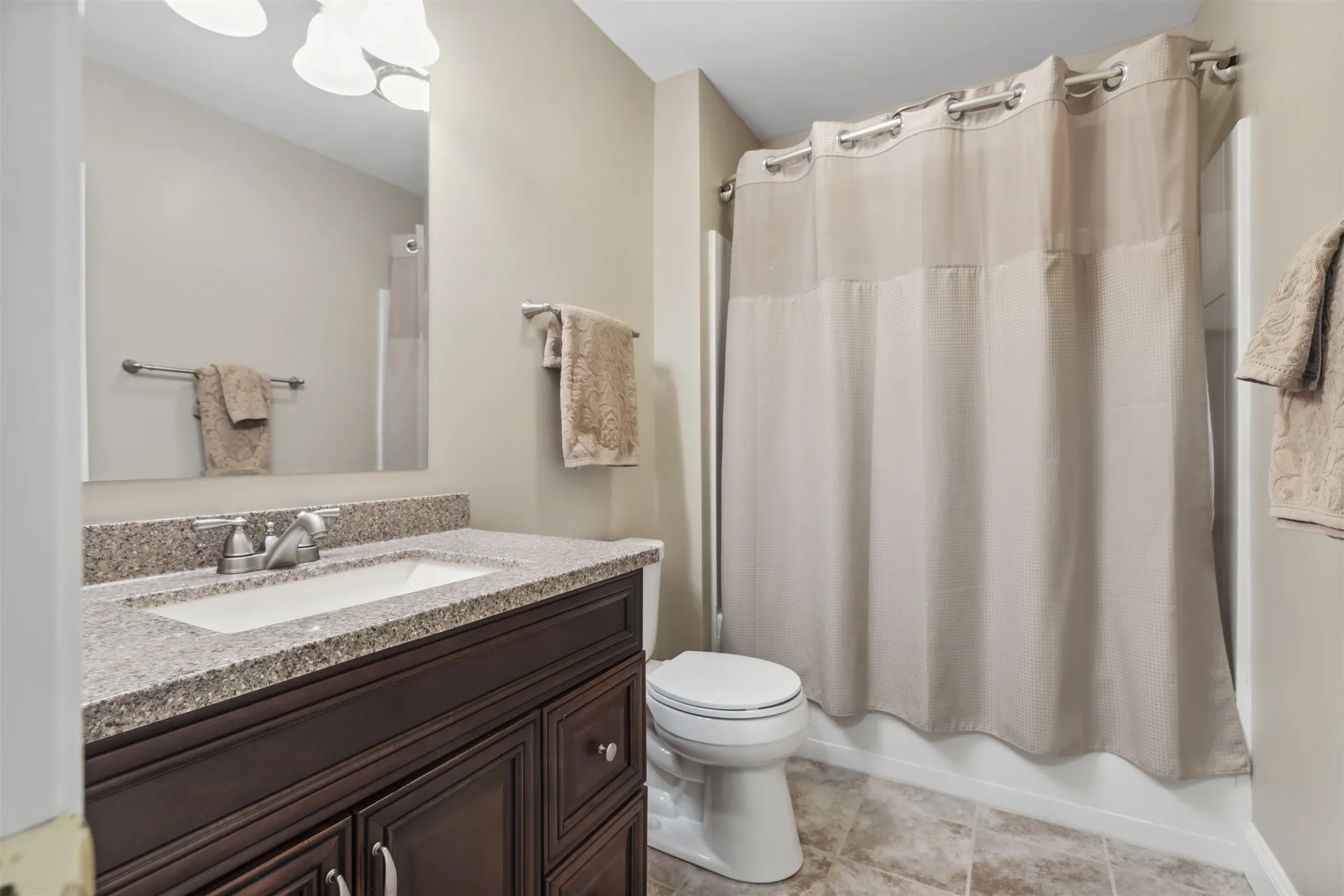 119 Williams Lane Hartford VT 05059