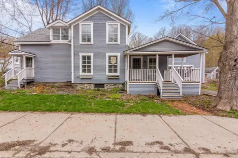 89 Stowe Street Waterbury VT 05676