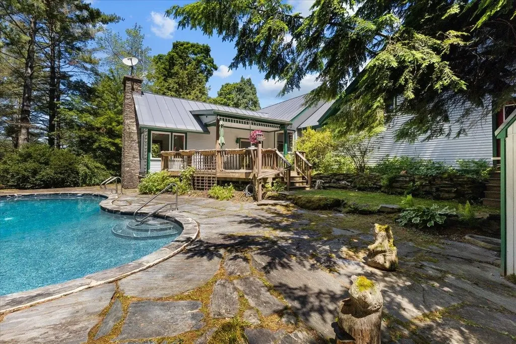 160 Black Bear Run Stowe VT 05672