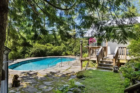 160 Black Bear Run Stowe VT 05672