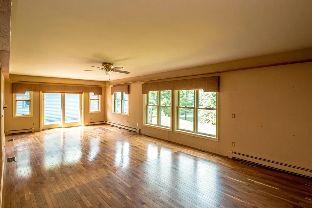 53 Landrock Road Conway NH 03818