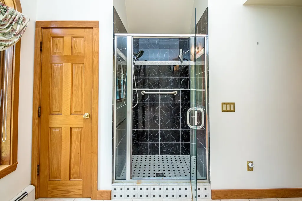 53 Landrock Road Conway NH 03818