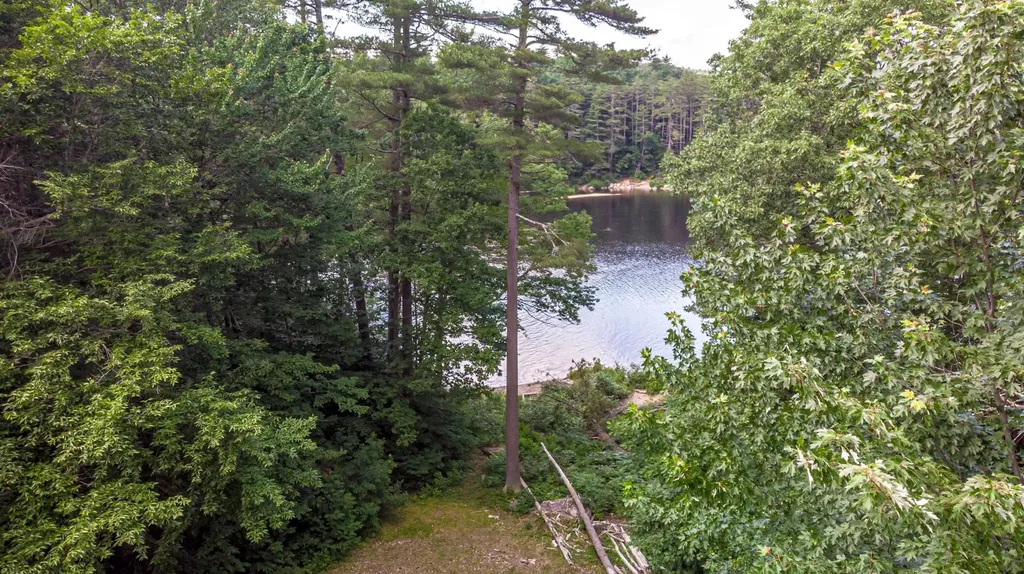 53 Landrock Road Conway NH 03818