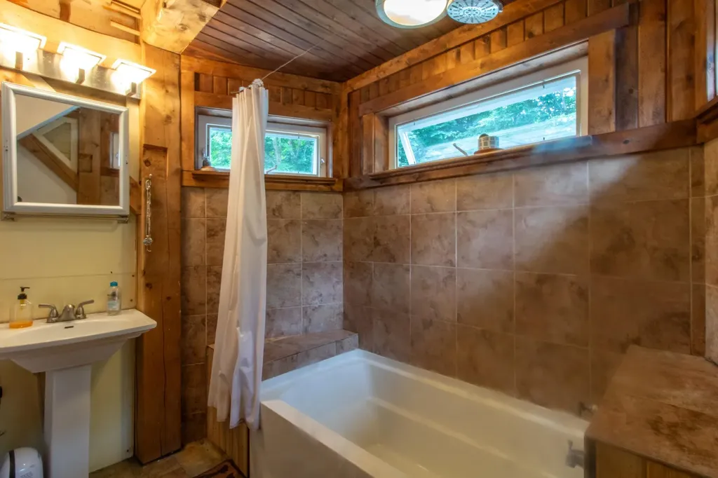 34 South Glover Street Glover VT 05839