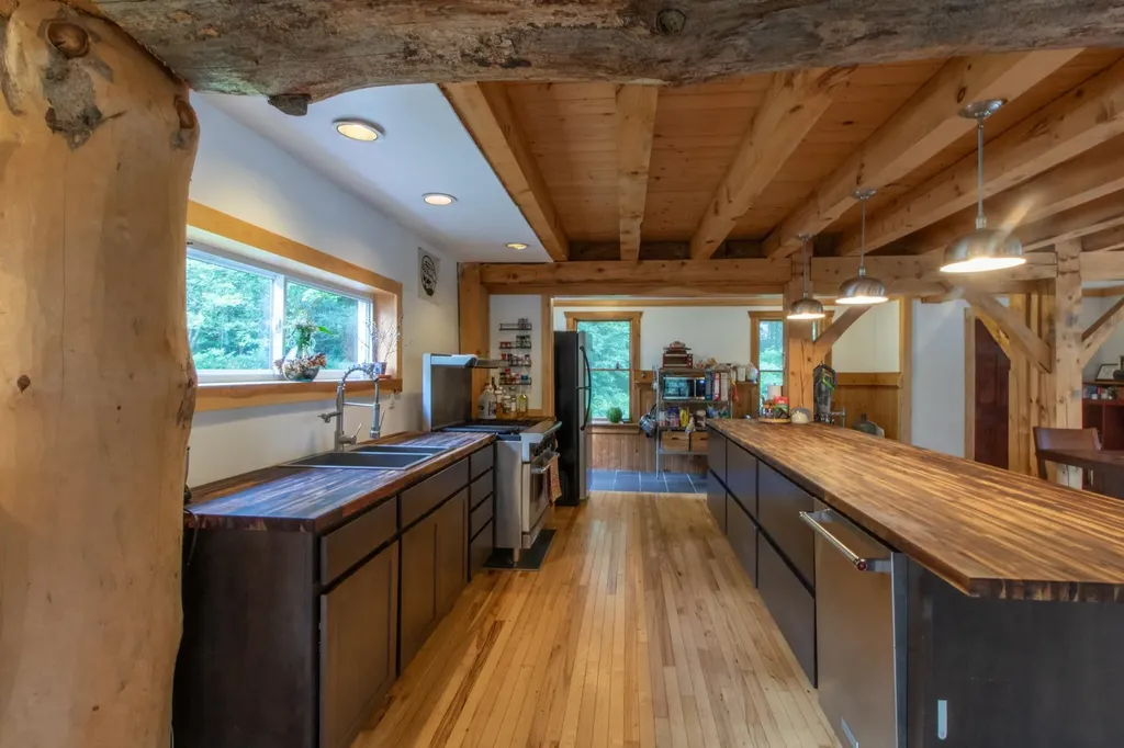 34 South Glover Street Glover VT 05839