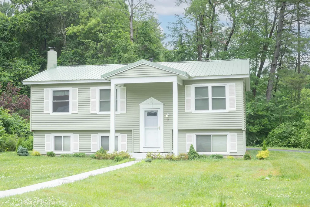39 Carriage Hill Road Brattleboro VT 05301