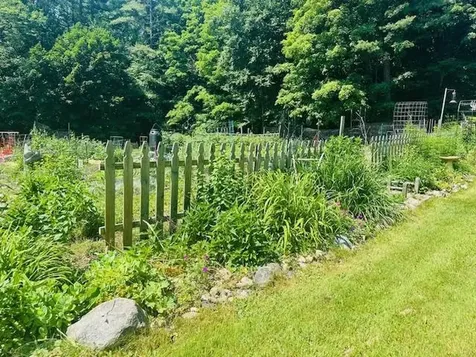 39 Carriage Hill Road Brattleboro VT 05301