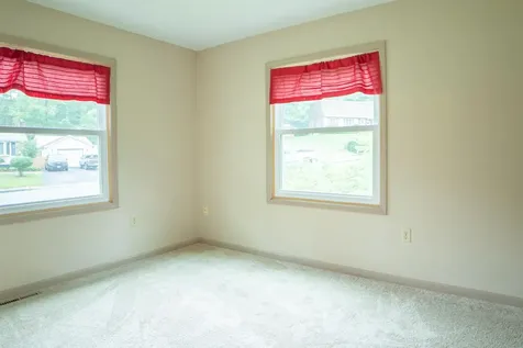39 Carriage Hill Road Brattleboro VT 05301