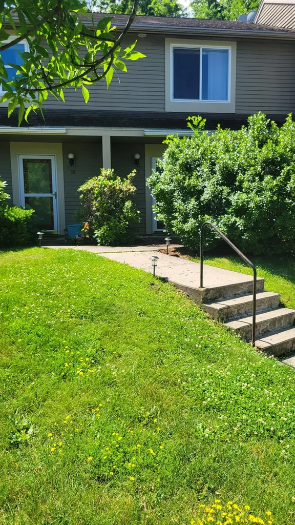 31 Overlook Drive South Burlington, VT