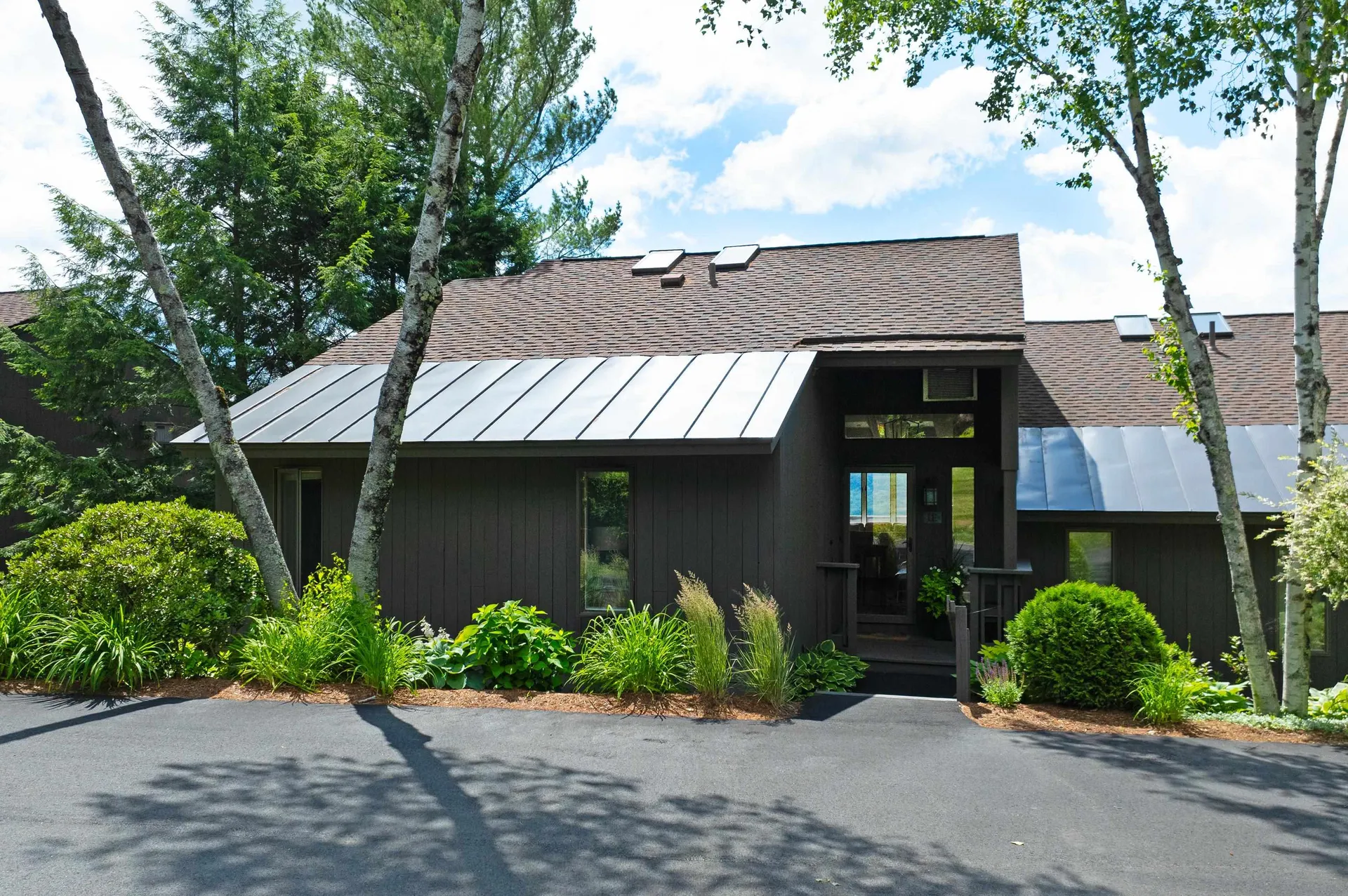 397 Alden Partridge Hartford VT 05059