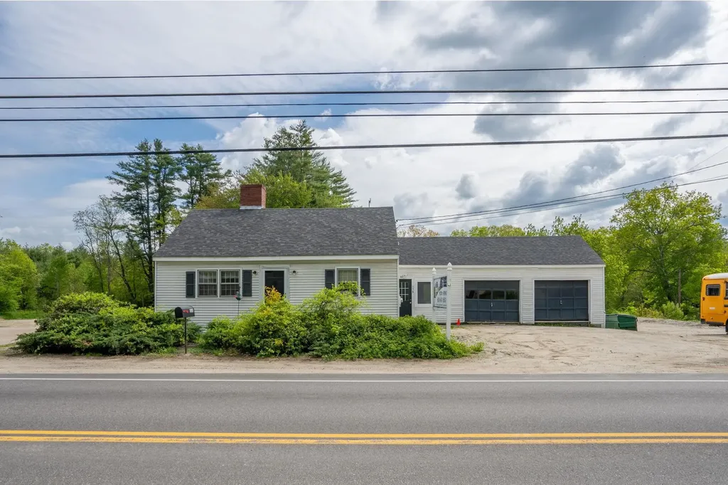 158 W Main Street Hillsborough NH 03244