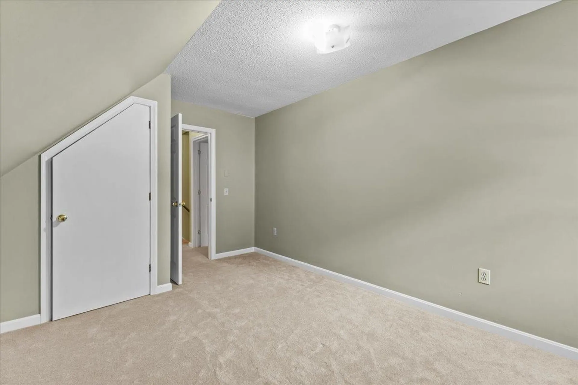 23 Cherokee Avenue Essex Junction VT 05452