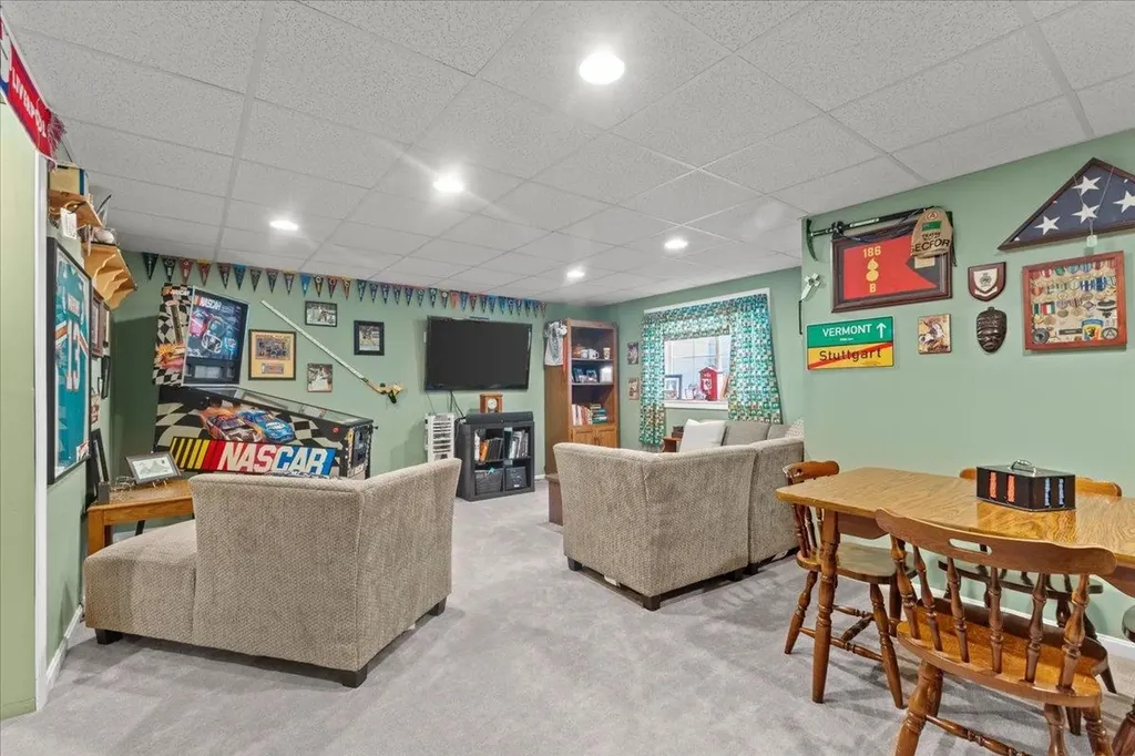 199 Day Lane Williston VT 05495