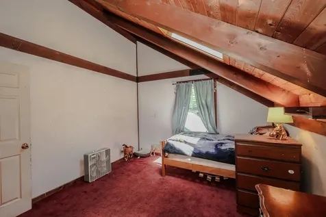 77 Onset Road Bennington NH 03442
