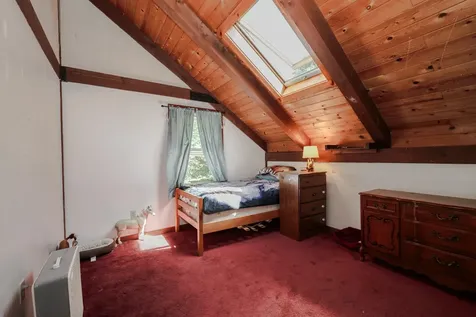 77 Onset Road Bennington NH 03442