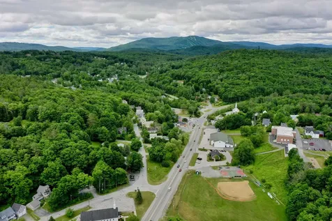 18 Central Street Sunapee NH 03782