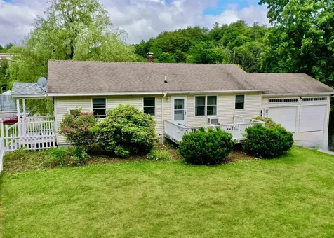 18 Central Street Sunapee NH 03782