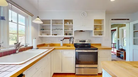 1413 Brown Road Shoreham VT 05770