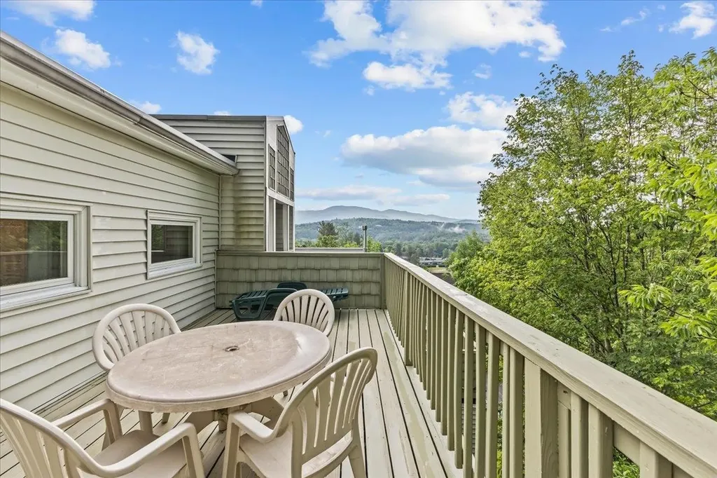 189 Mountainside Drive Stowe VT 05672