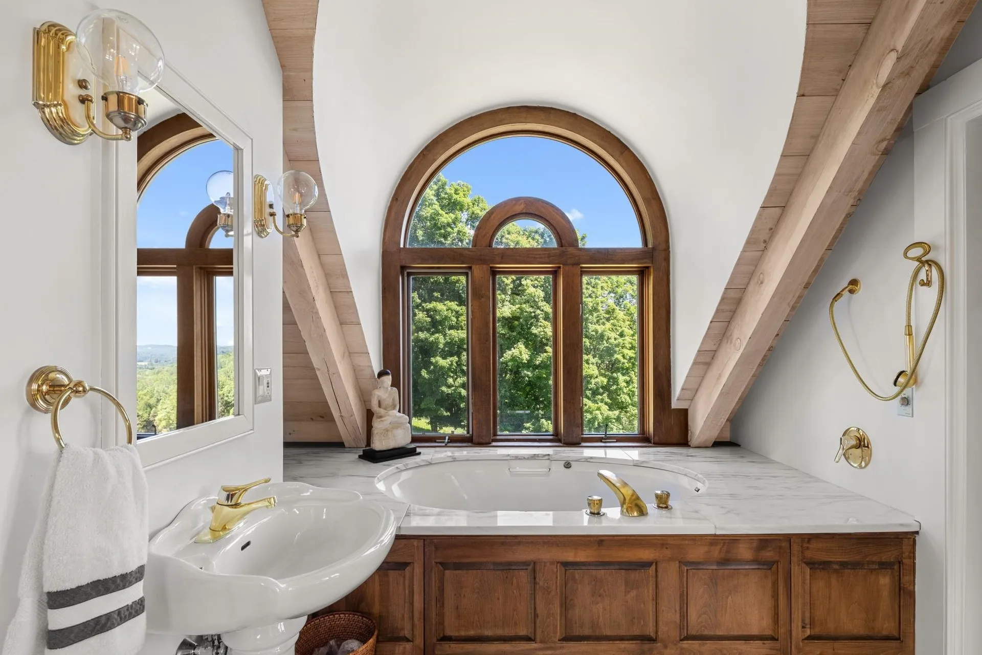 350 South Pitkin Road Albany VT 05820