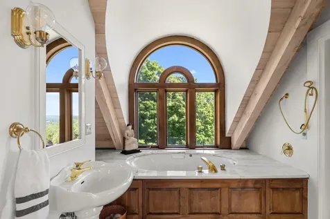 350 South Pitkin Road Albany VT 05820