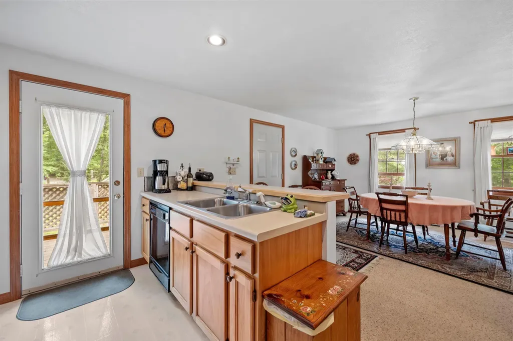 191 Sewall Road Wolfeboro NH 03894